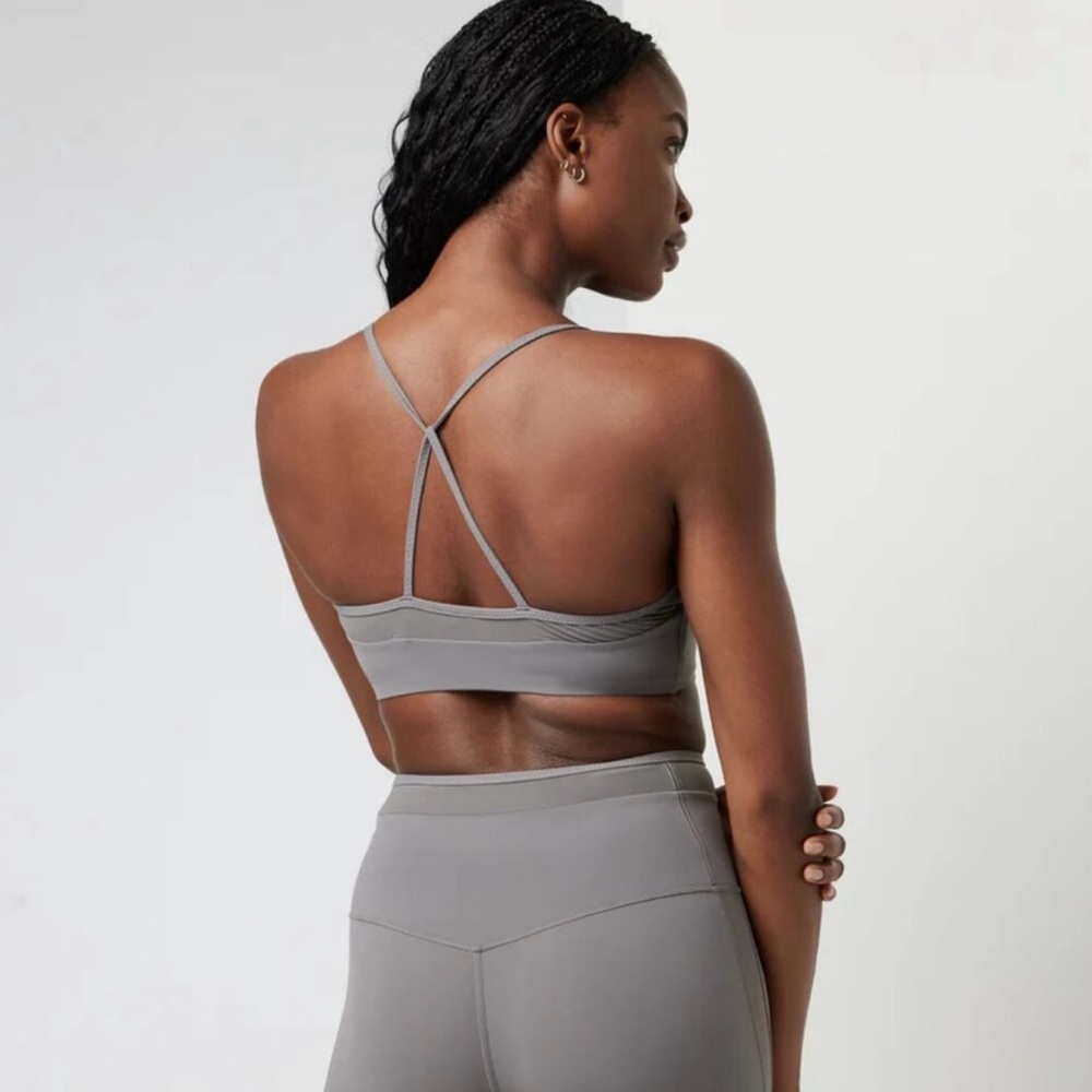 Vuori Women’s Hot Mesh Sports Bra Size Medium VW1126 - Picture 2 of 10